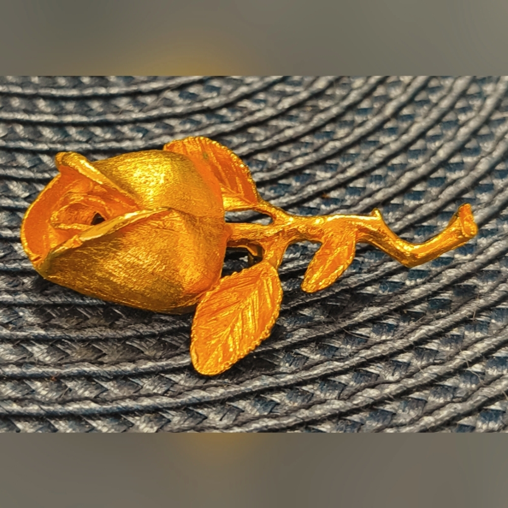 Vintage 1940's-60's Elegant Gold Rose Brooch pin by Dubarry Fifth Avenue (DFA)